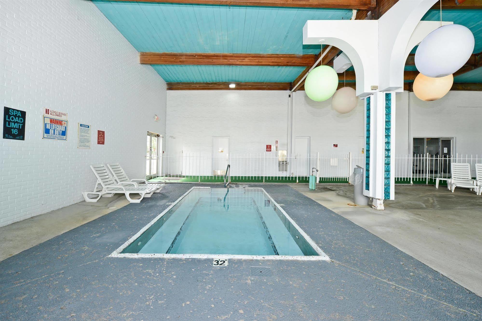 Howard Johnson By Wyndham Saint Joseph Benton Harbor Udogodnienia zdjęcie
