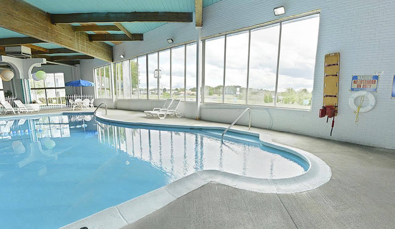 Howard Johnson By Wyndham Saint Joseph Benton Harbor Zewnętrze zdjęcie